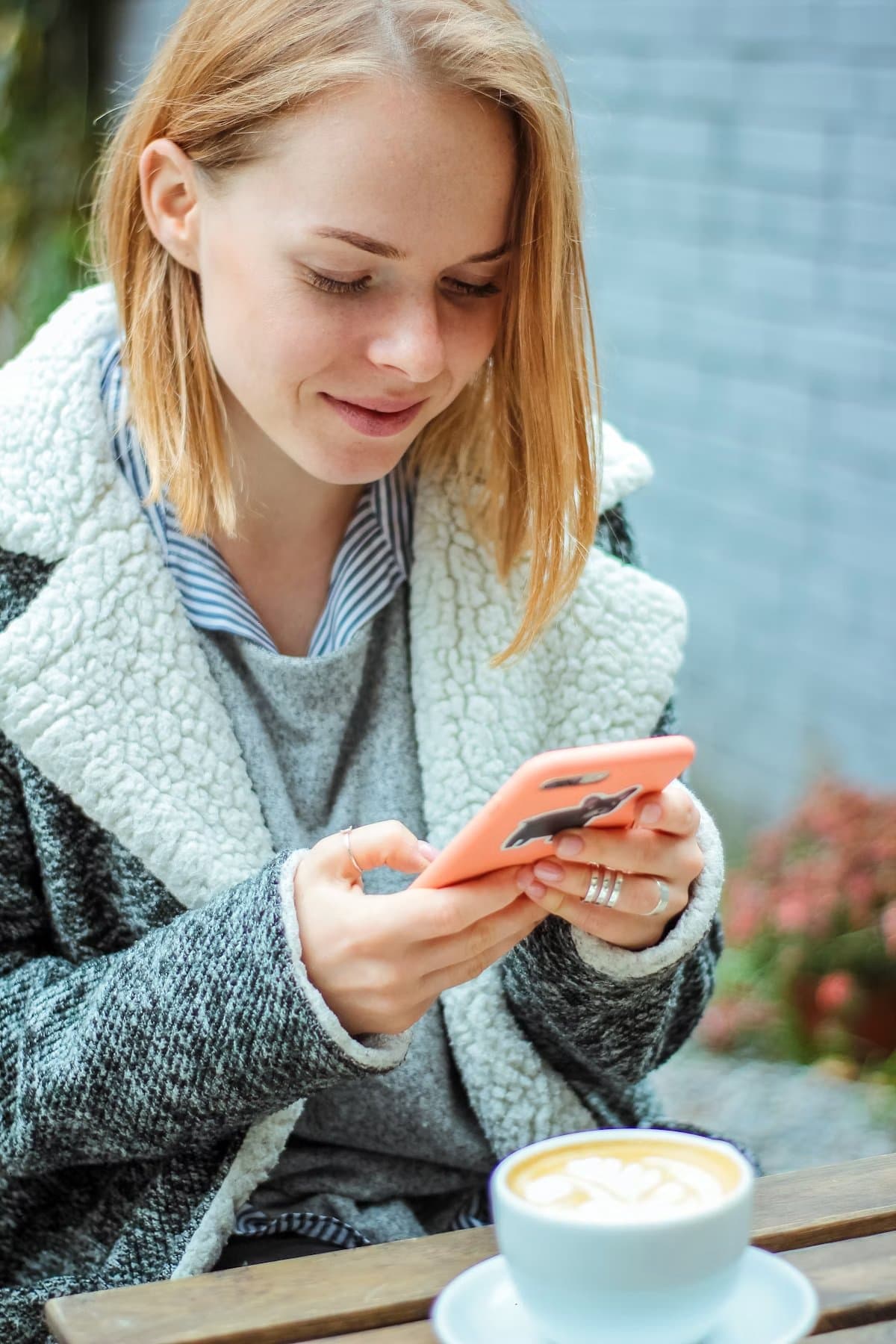 A solo pro running her business from her phone